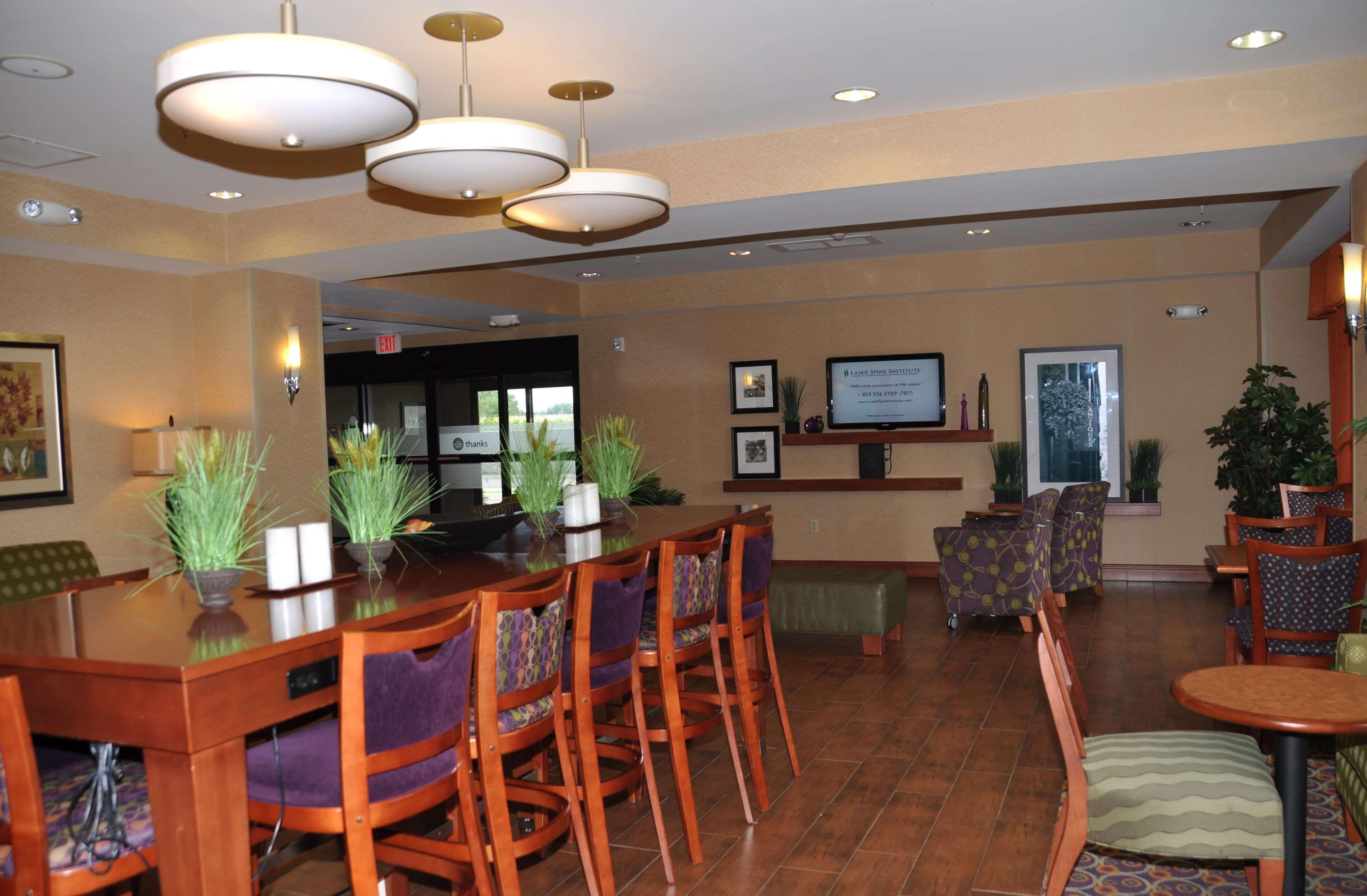 Hampton Inn Macomb Esterno foto