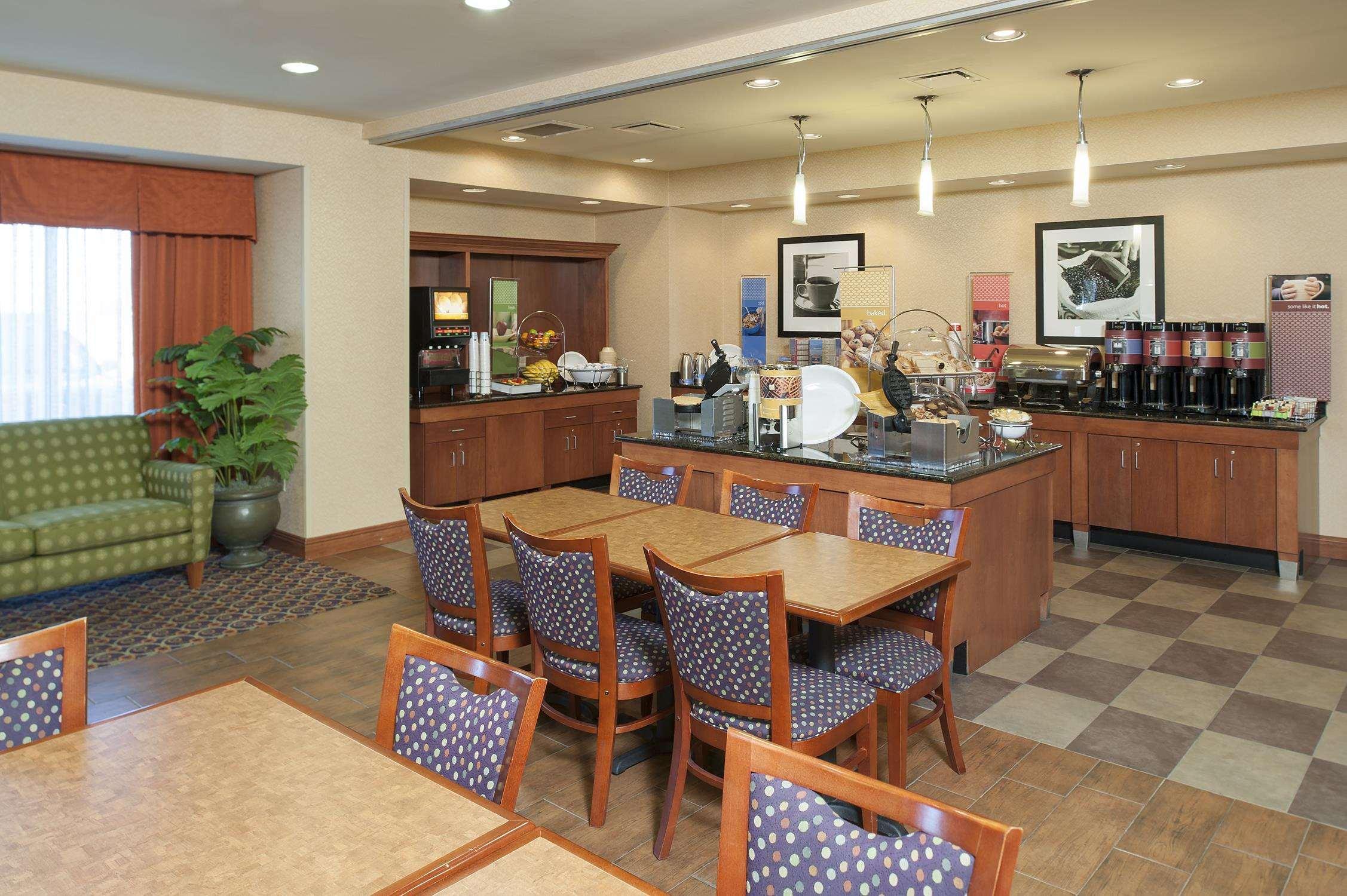 Hampton Inn Macomb Esterno foto