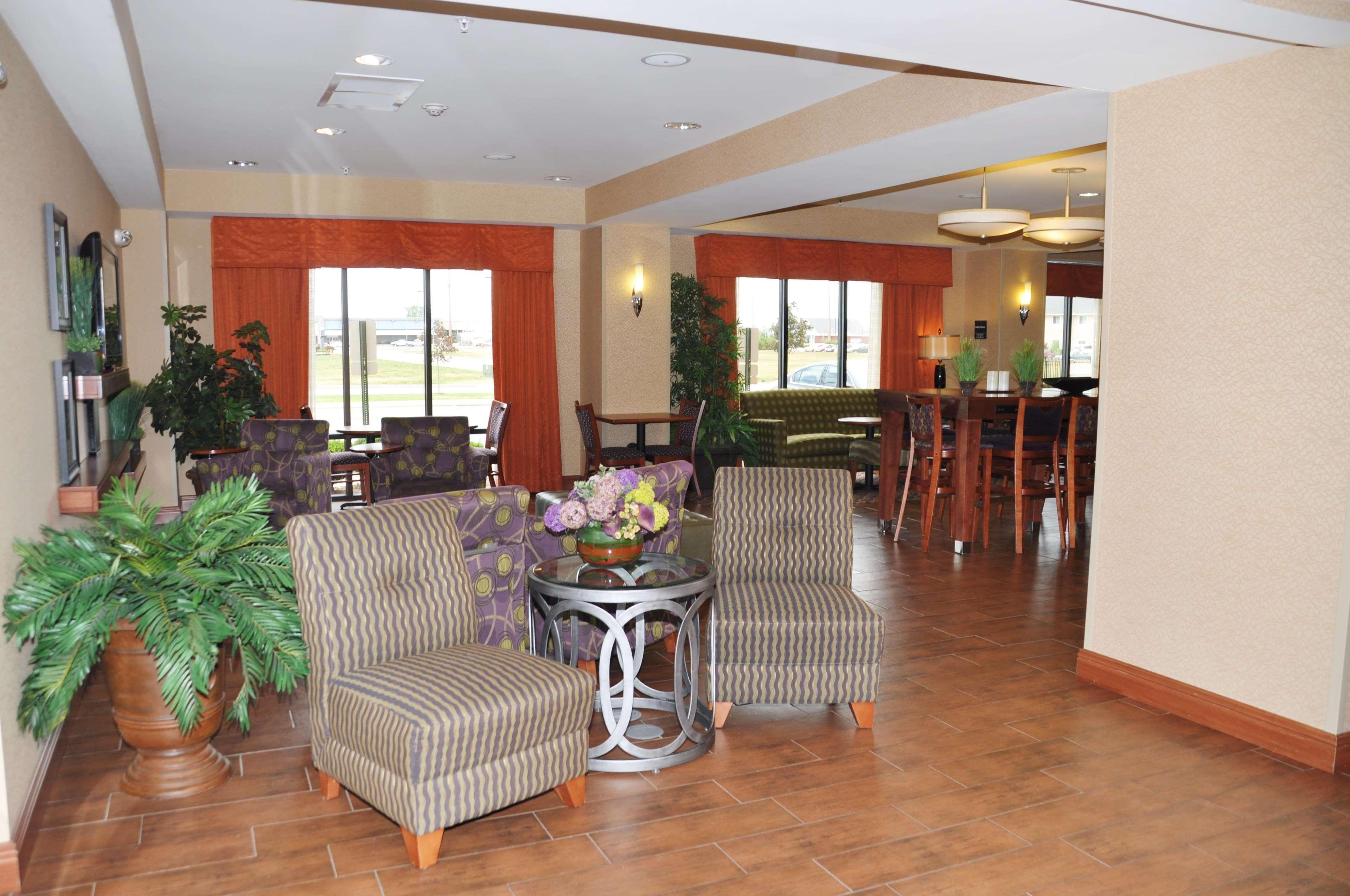 Hampton Inn Macomb Esterno foto